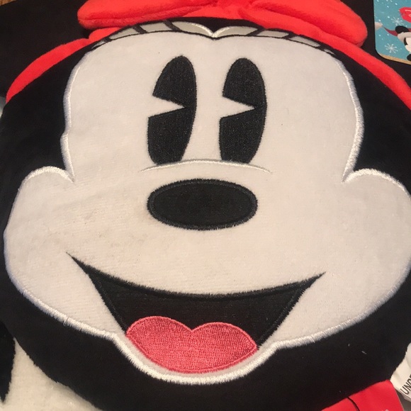 Disney pillow/blanket set - Picture 6 of 6